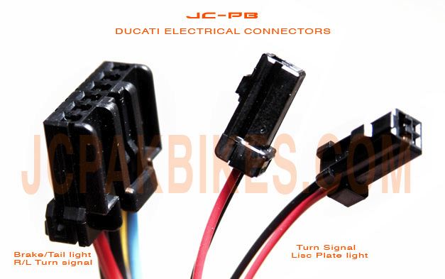 thumbnail interactive-video image 1 of Force 10 Brakes Pig Tail Wire Connector For Low Pressure Brake Light Switch – 1454 1 of 2